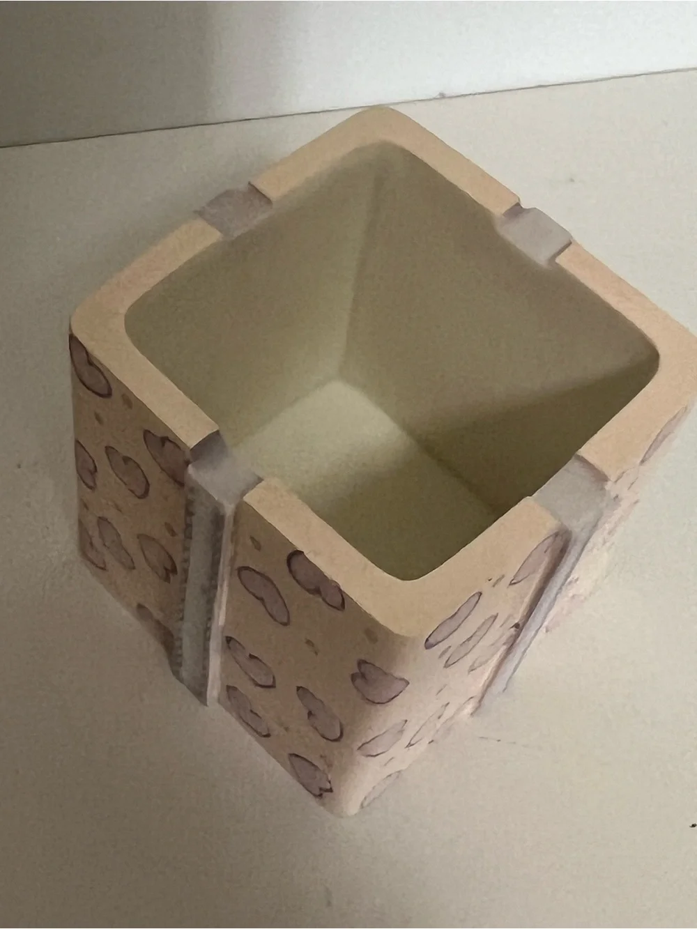 Previous Moments “A Mom’s Love Is The Best Gift Of All” trinket box